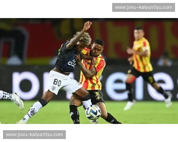 绿茵史诗，战火重燃：德尔瓦耶与博卡青年，一场足以载入史册的对决